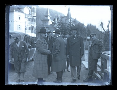 Iuliu Maniu alături de membrii P.N.Ț.