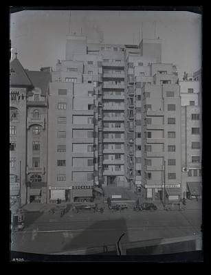 Clădiri pe strada Ion Brezoianu, București
