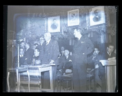 Dr. Nicolae Lupu, Mihail Ghelmegeanu, Ion Mihalache și Virgil Madgearu la întrunirea național-țărănistă de la sala Marna